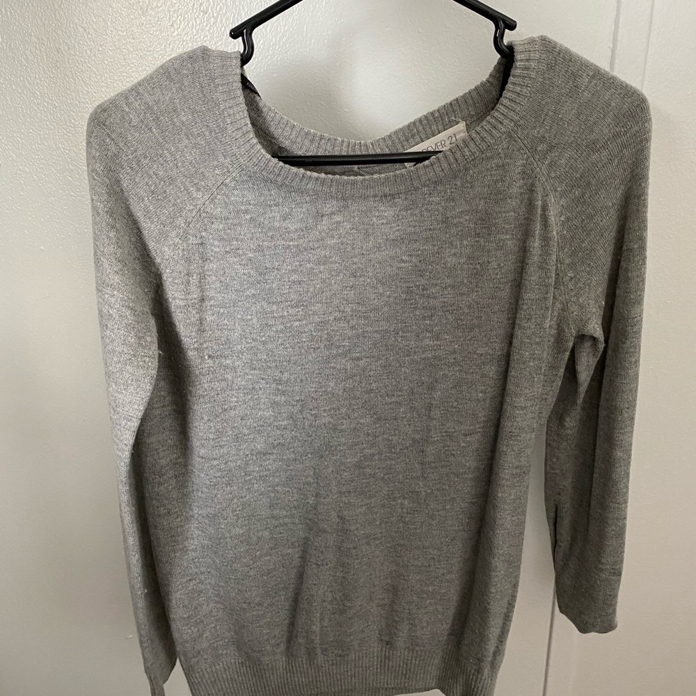 Forever 21 open back detail sweater